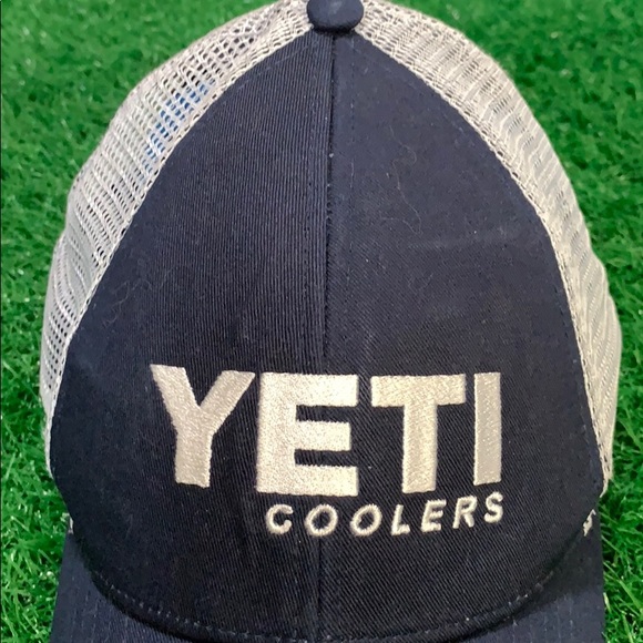 🔥 YETI COOLERS TRUCKER CAP 🧢 🔥 - Picture 2 of 5